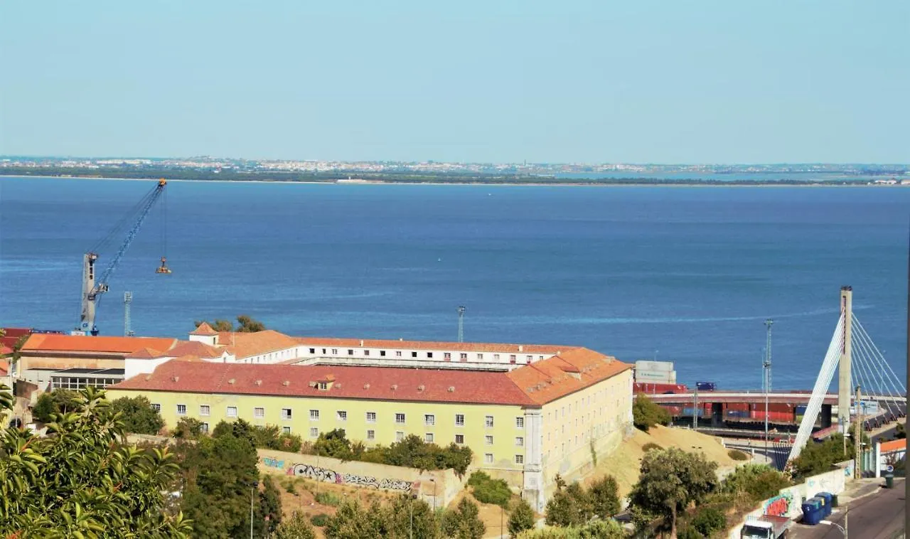 Apartment Graca Garden Home Lisbon